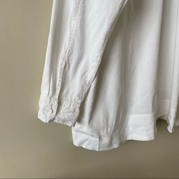 EILEEN Fisher-Linen Blend Double Pocket Button Down (Large) - Picture 7 of 10